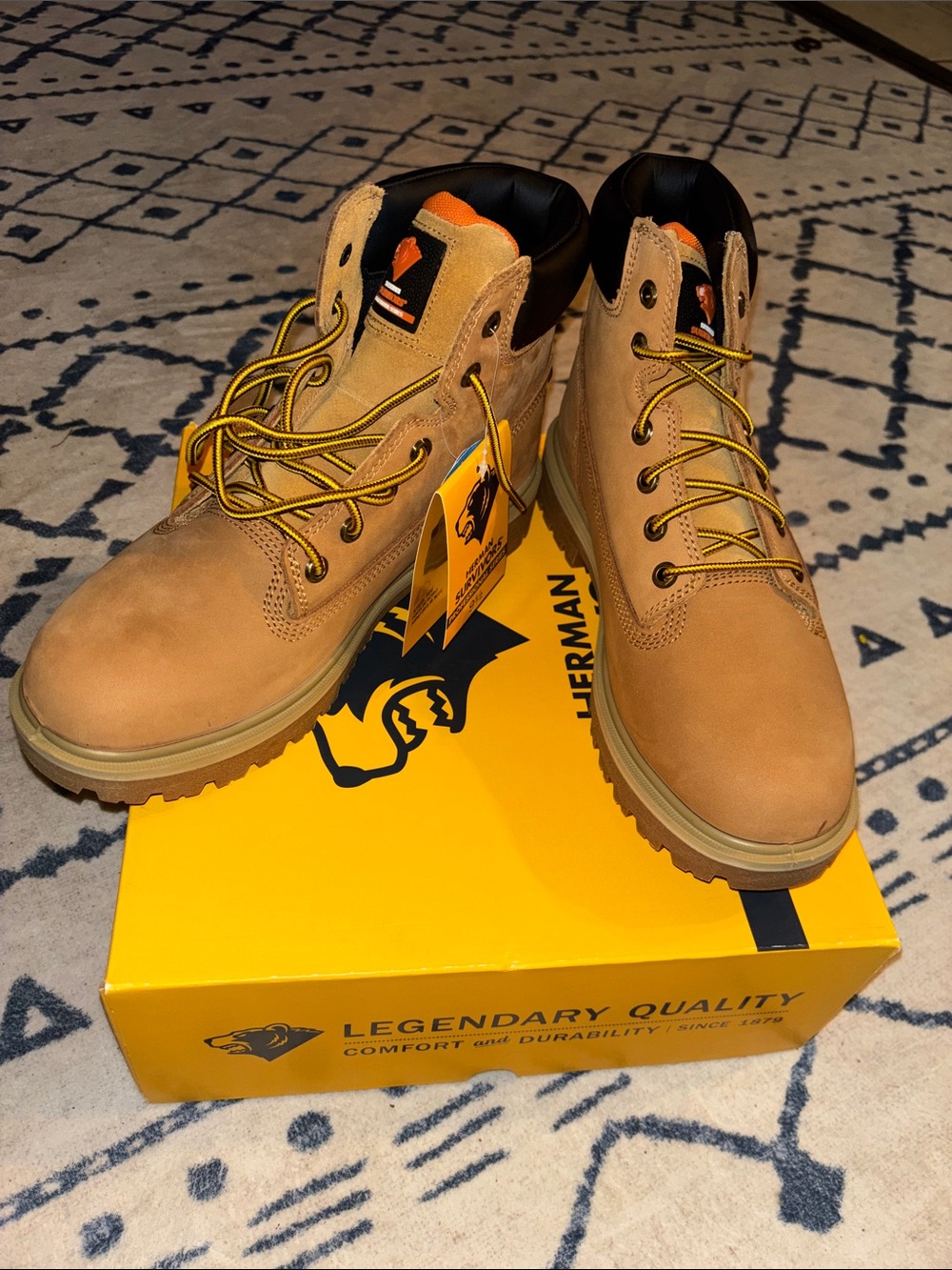 Herman Survivors Driller Men’s Boots!  Waterproof Steel toed! Size 9.5!  NEW!